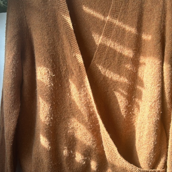 MADEWELL Wrap-Front Pullover Sweater in Coziest Yarn sz L - Picture 7 of 8